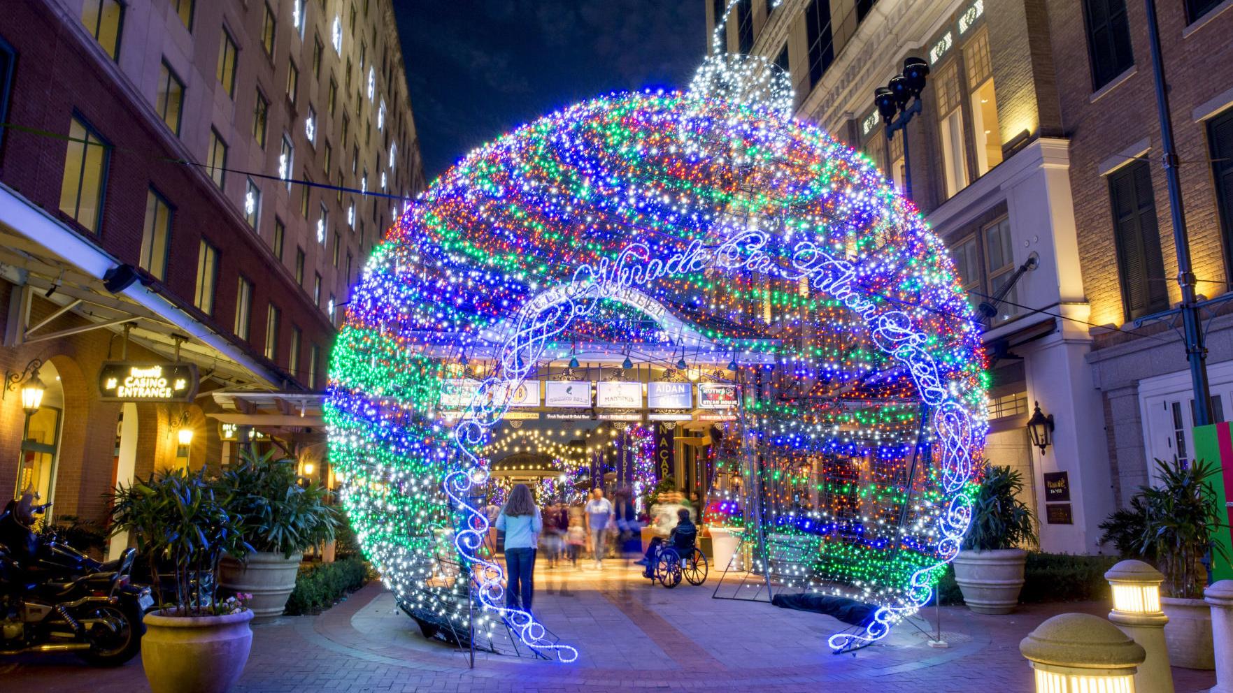 New Orleans Christmas Day 2021 These 8 New Orleans Area Holiday Displays Are Open On Christmas Day And Beyond Entertainment Life Nola Com New Orleans Christmas Day 2021 These 8 New Orleans Area Holiday Displays Are Open On Christmas Day And Beyond Entertainment Life Nola Com
