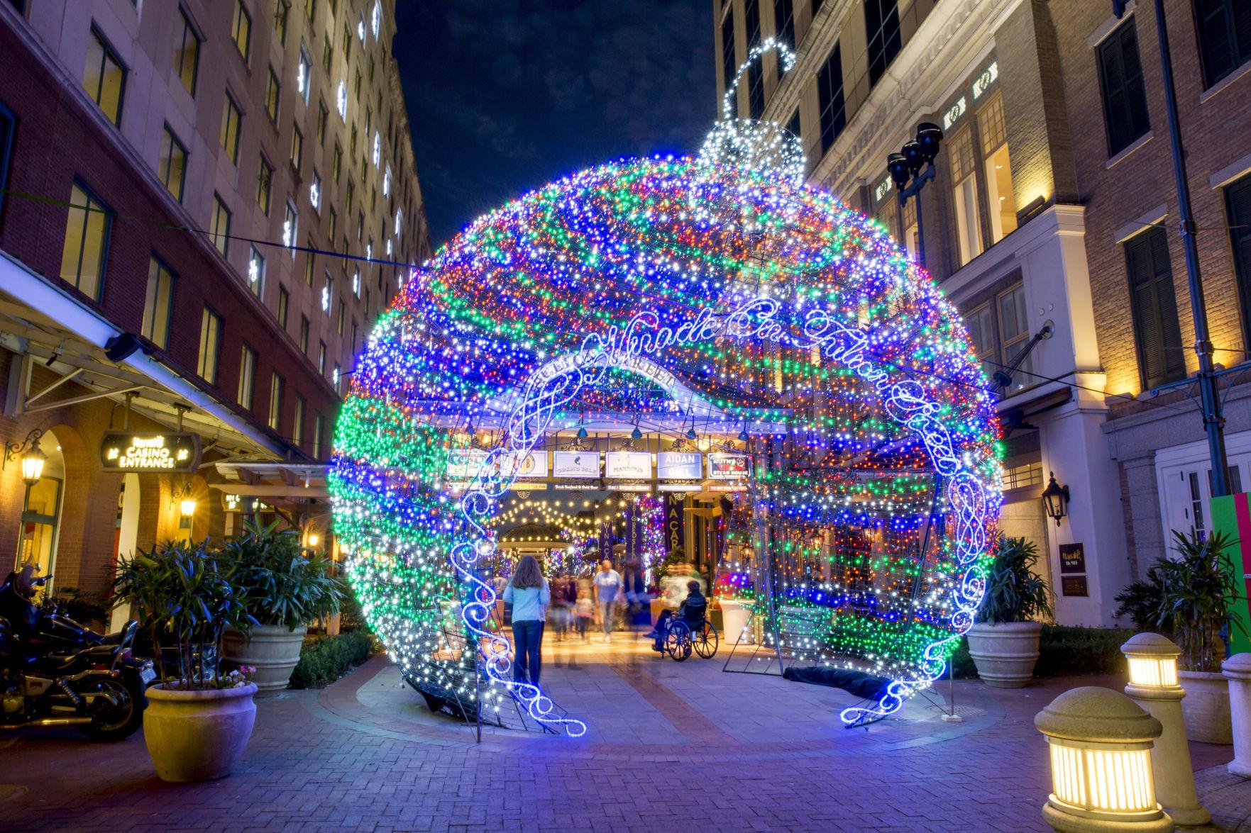 These 8 New Orleansarea holiday displays are open on Christmas Day and beyond Entertainment