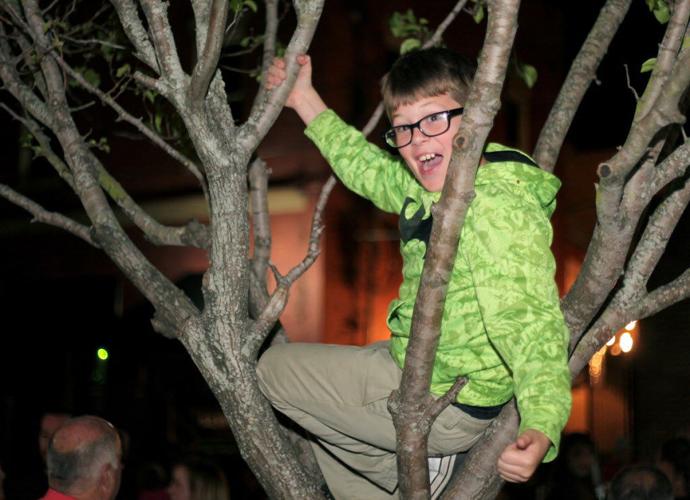 Carey Street Crawl brings Slidell community out to Olde Towne Archive