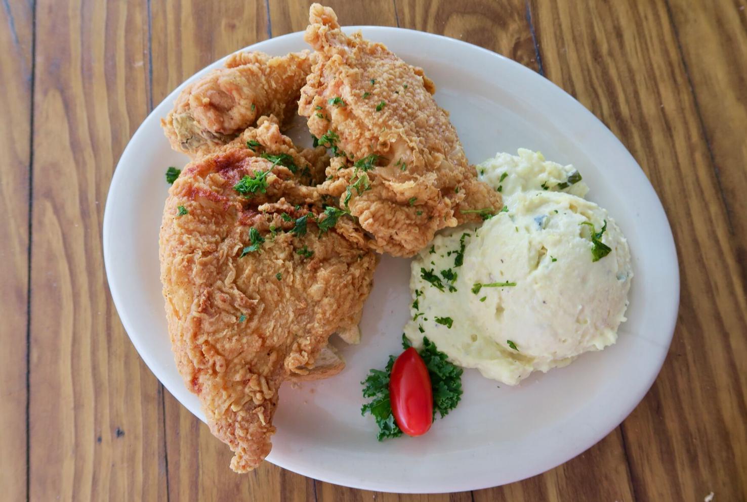 Metairie: Fried chicken haven with crispy, juicy perfection