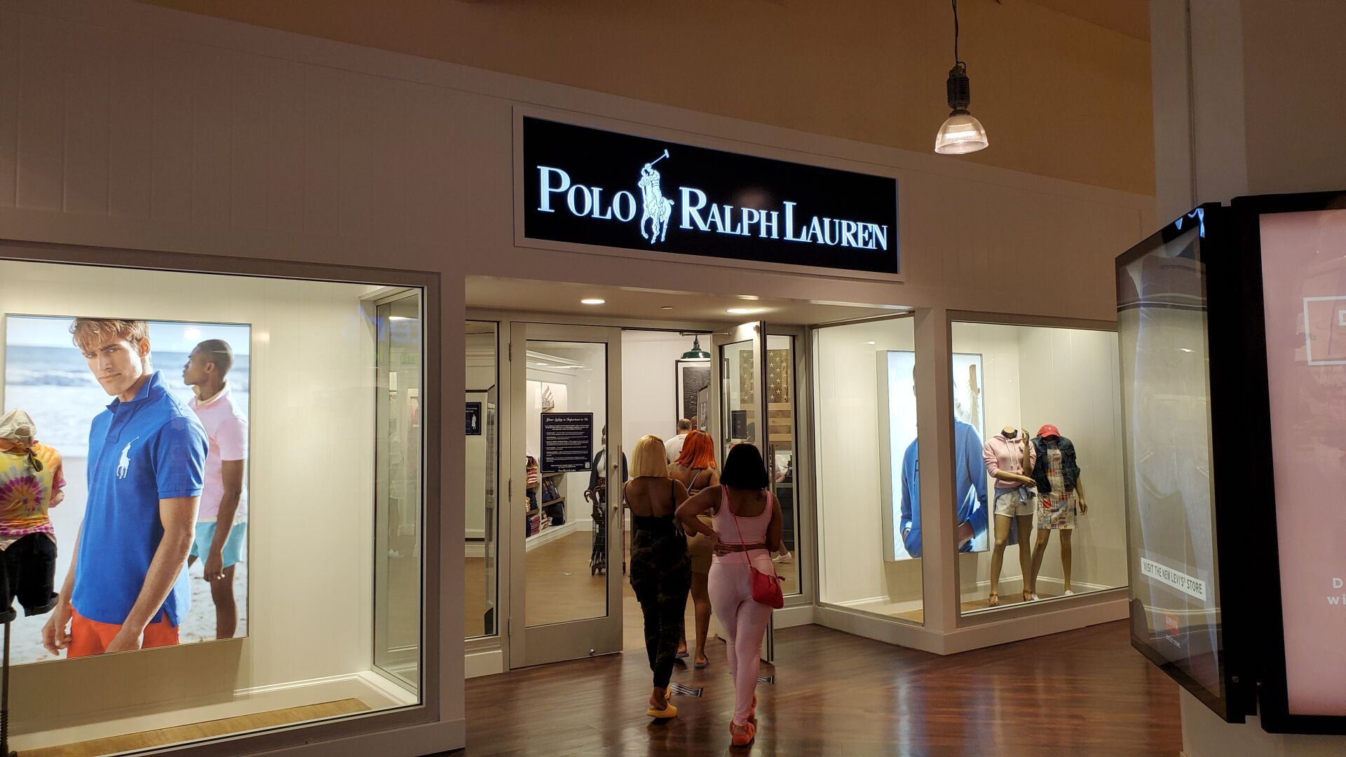 Ralph Lauren opens at New Orleans 