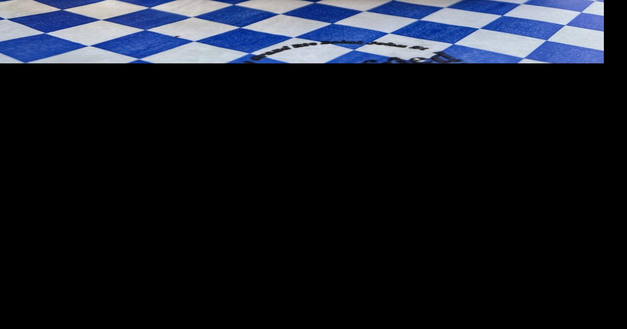 Latest in NOLA dining: Stellar chicken sandwich gets new home; final days for Emeril's 34