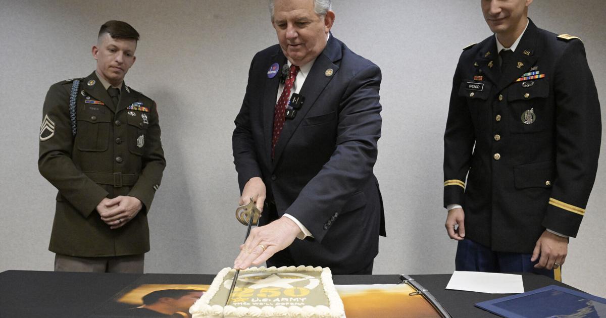 SB.arceneaux250army.61325.0092_JMP.jpg | | nola.com