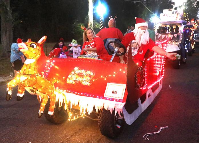 Slidell's Golf Cart Christmas parade is a driving success St. Tammany