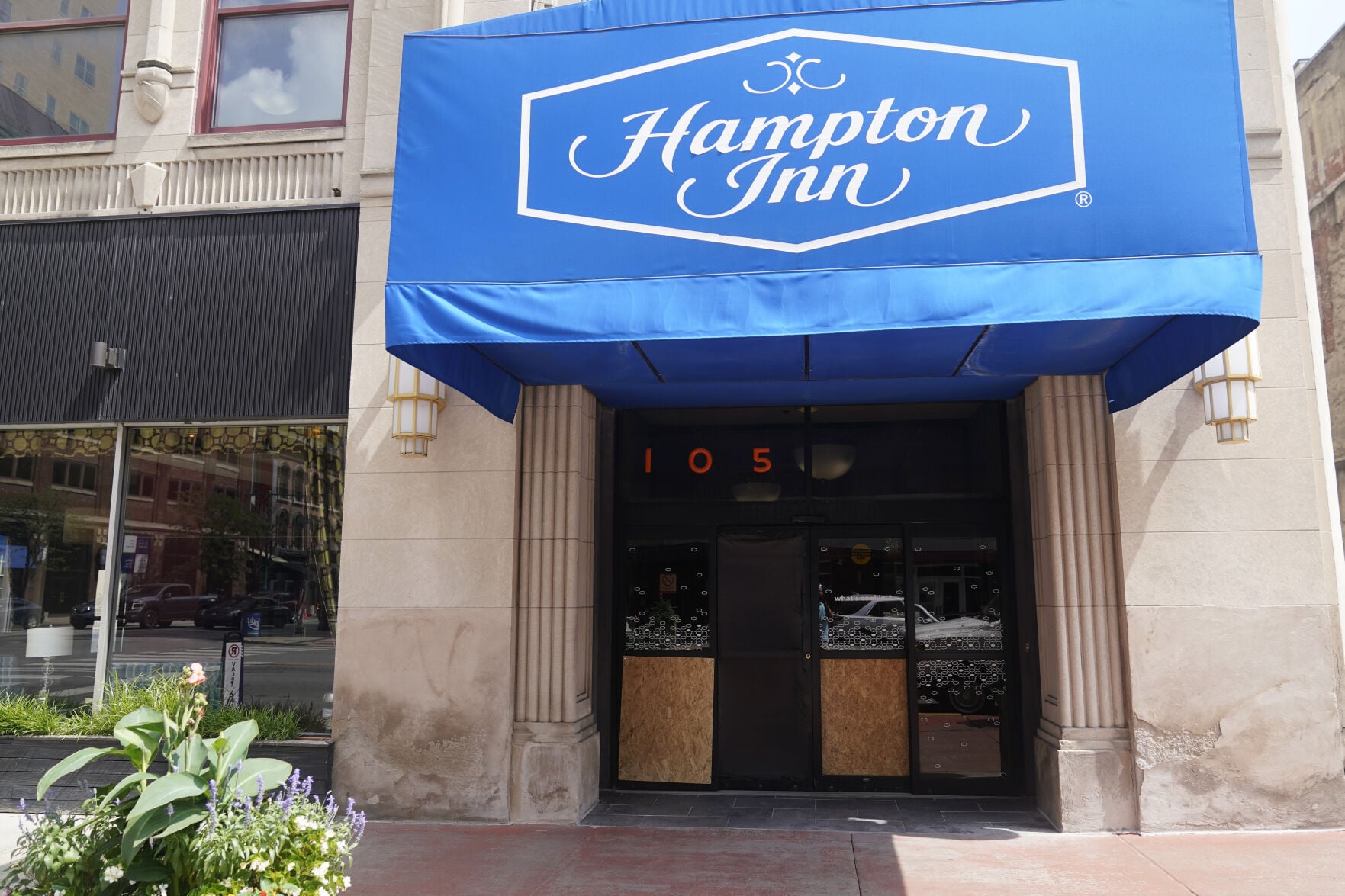 nola.com - Christopher Elliott - Hampton Inn charged for a canceled room after wife hospitalized. Can I get my money back?