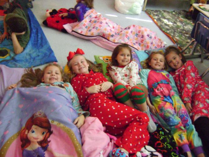 Lee Road School secondgraders make themselves at home St. Tammany