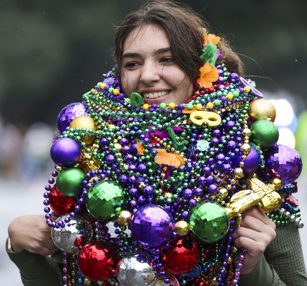 Ideas for Repurposing Mardi Gras Beads