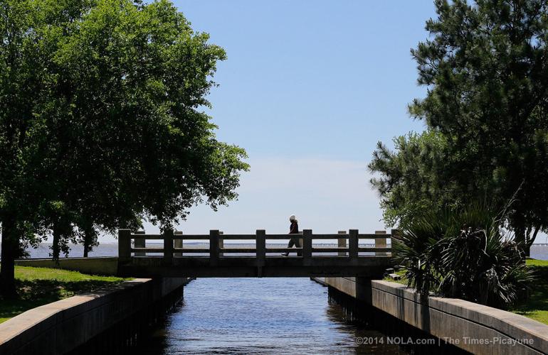 Bridge along popular Mandeville lakeshore path to be replaced Local
