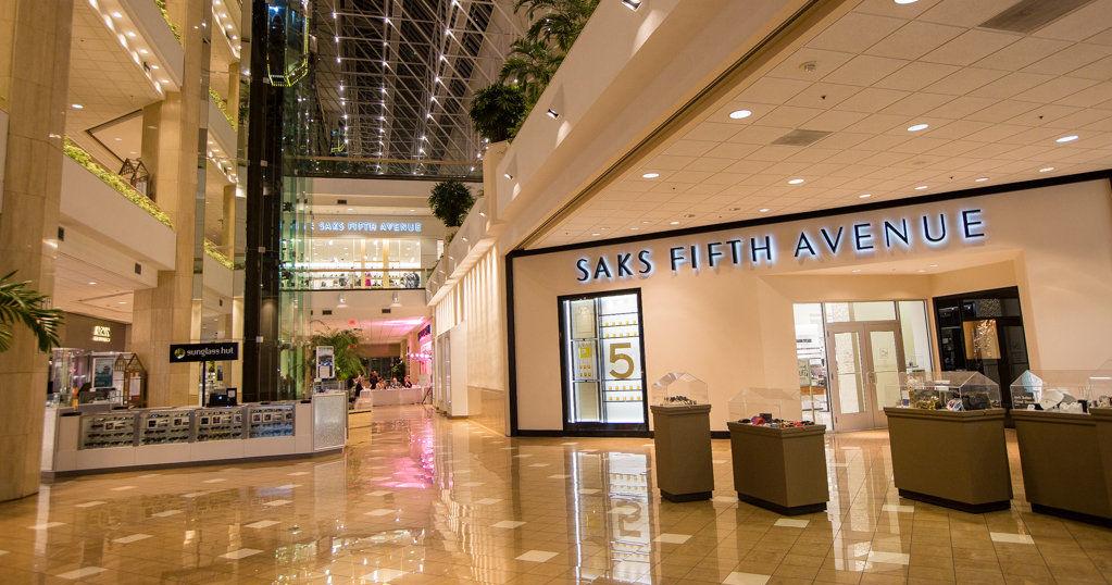 Saks Fifth Avenue, an anchor at New Orleans’ Canal Place since the 1980s, to close for good