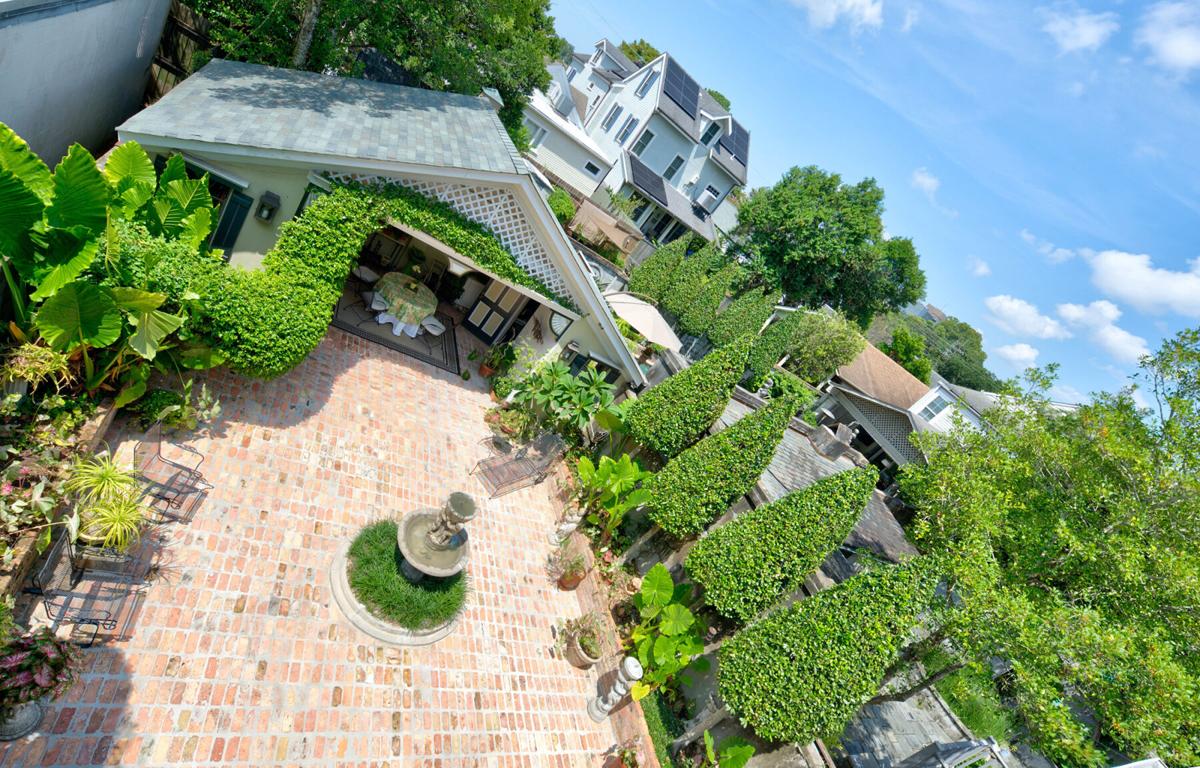 New Pool Spa More Uptown Couple Bought A Second Lot To Create L Shaped Entertainment Space Home Garden Nola Com