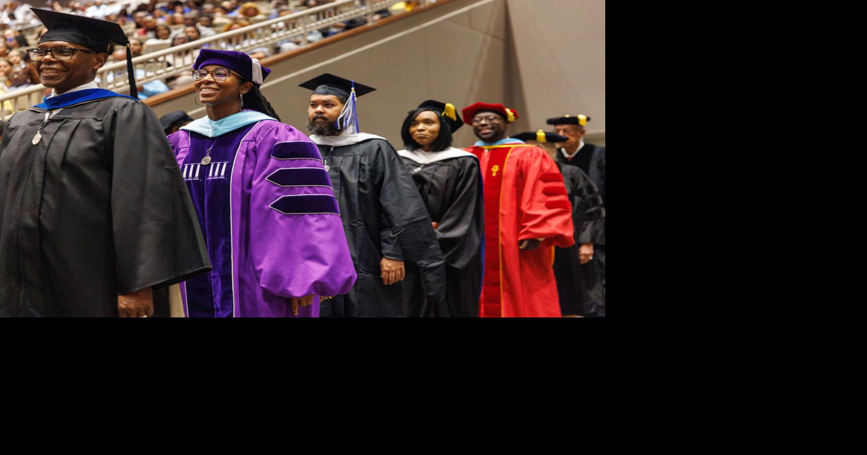 NO.dillardgraduation.0085.jpg | | nola.com