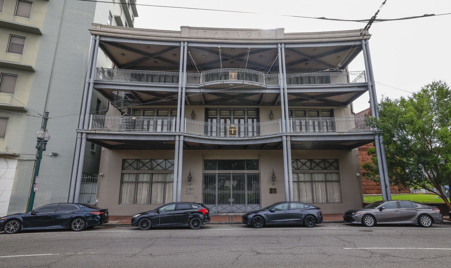 nola.com - Stephanie Riegel - Gayle Benson buys 3 Harmony Circle properties. See her plans for the spaces