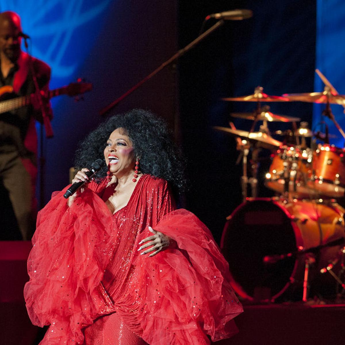 diana ross red sequin dress Diana Ross's most fabulous retro fashion moments