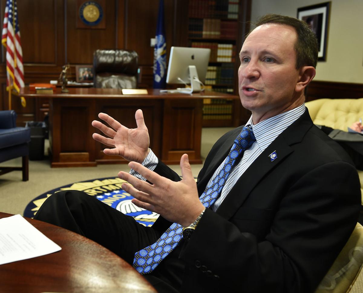 Dan Fagan: Bill Clinton pulled off diversion defense Mayor elect
