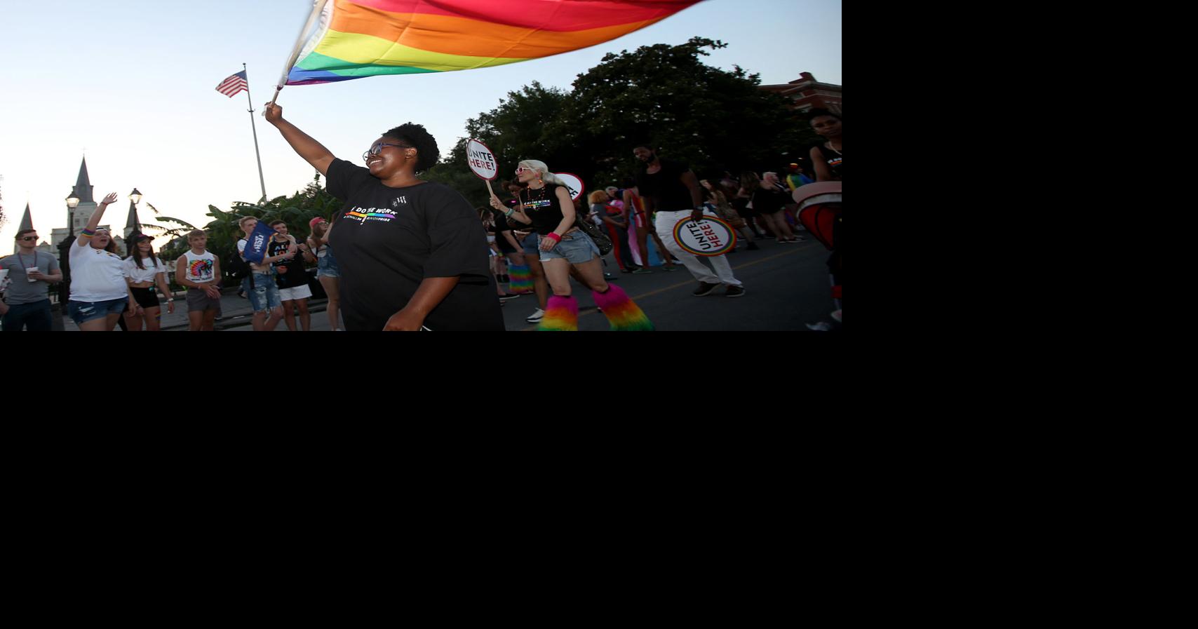 Civil rights law protects LGBT workers from job discrimination, Supreme ...