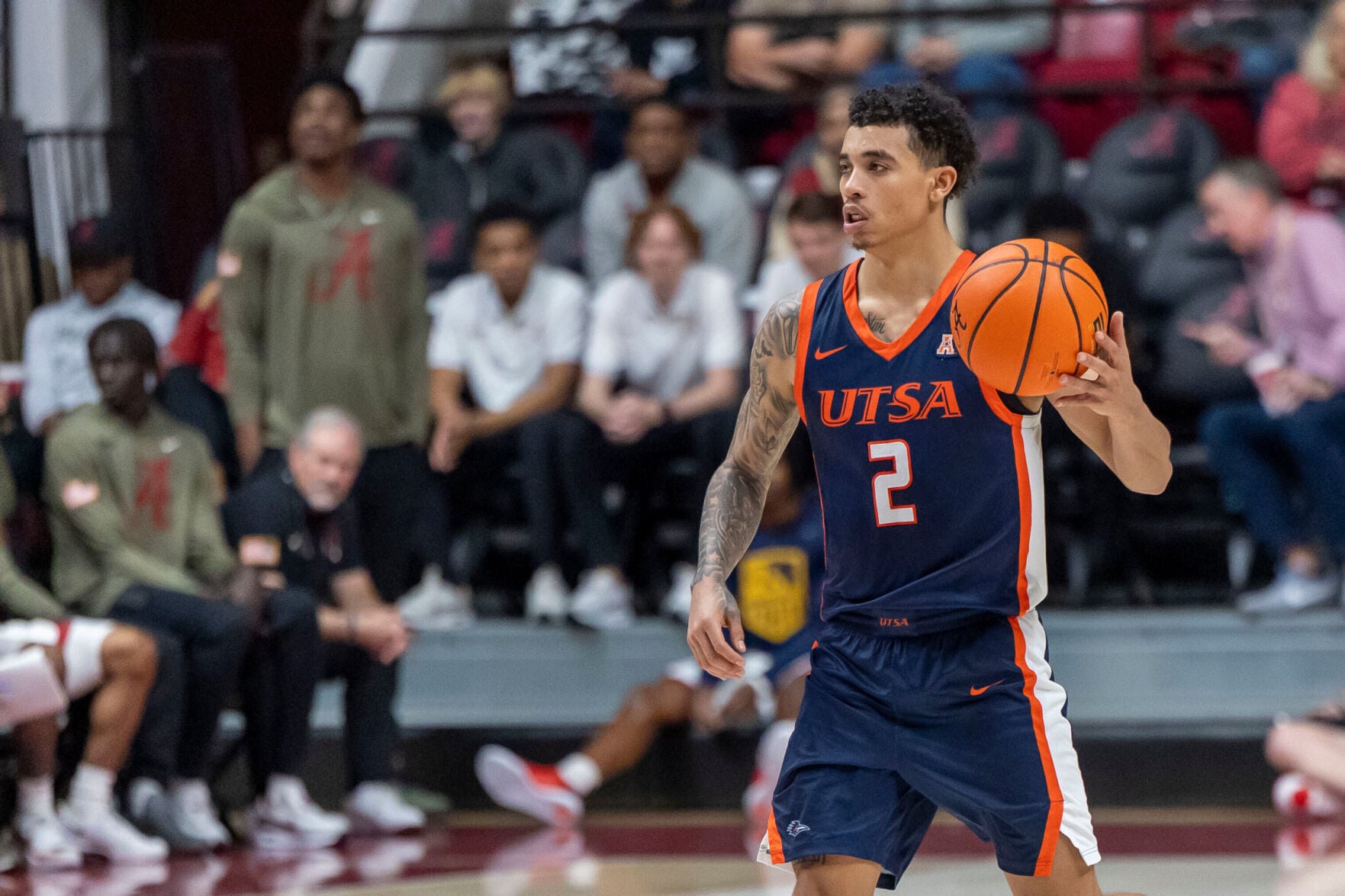 nola.com - Toyloy Brown III - LSU basketball reportedly adds a transfer guard with experience in the SEC and Big 12
