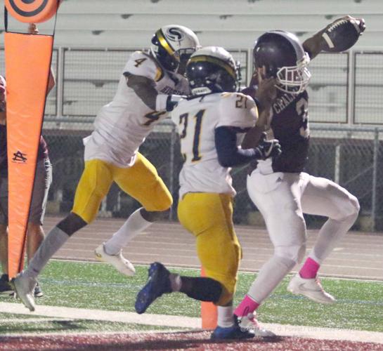 2017 Chalmette High presents queen and court Education