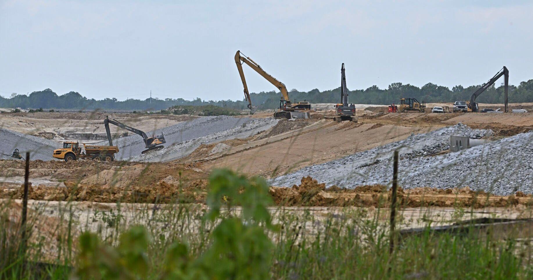 Money found to continue work of Comite Diversion:Graves | News - Vimarsana News