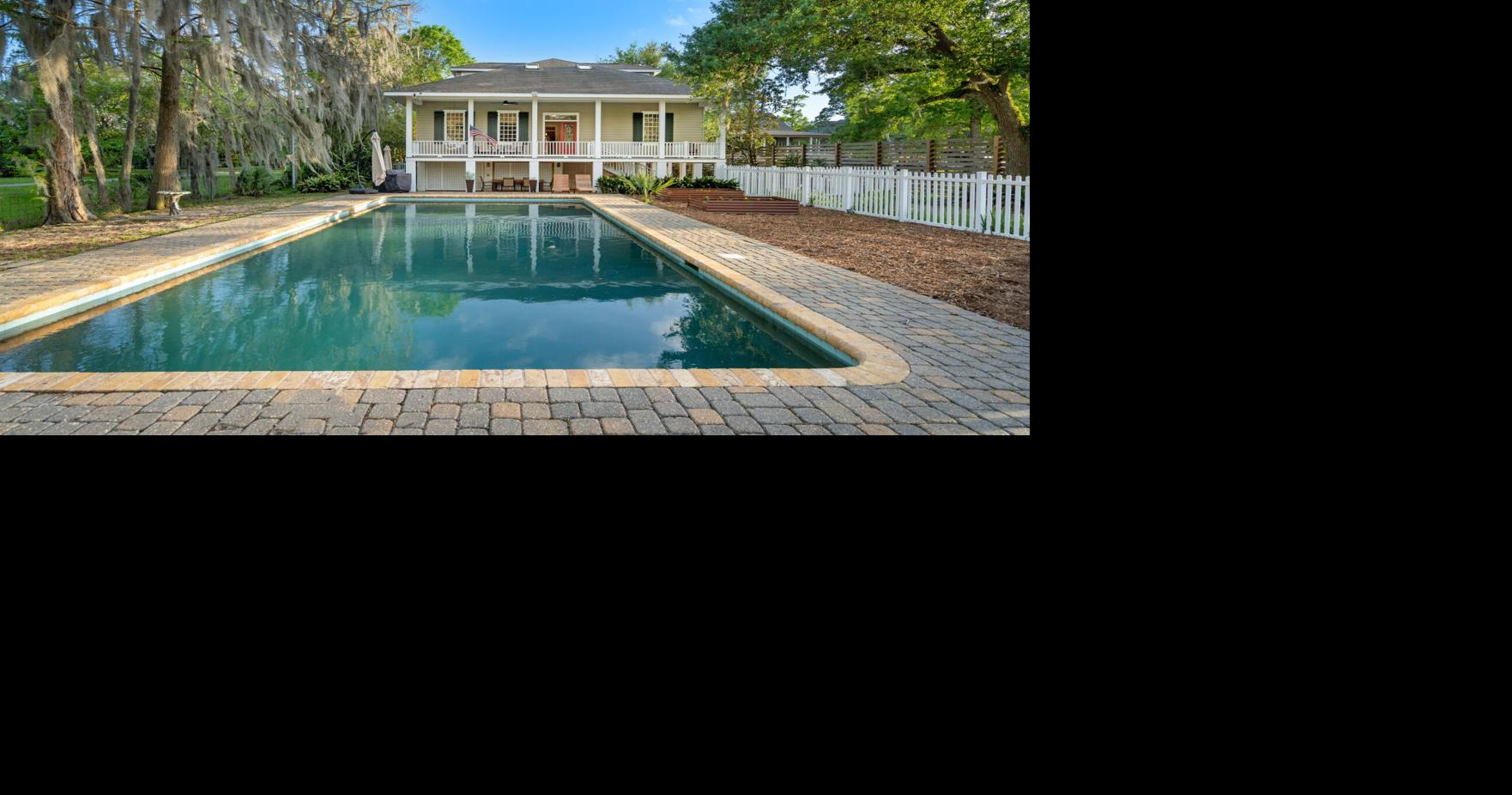 Mandeville cottage with pier on Lake Pontchartrain has 4 bedrooms, 4 baths for $2.19 million
