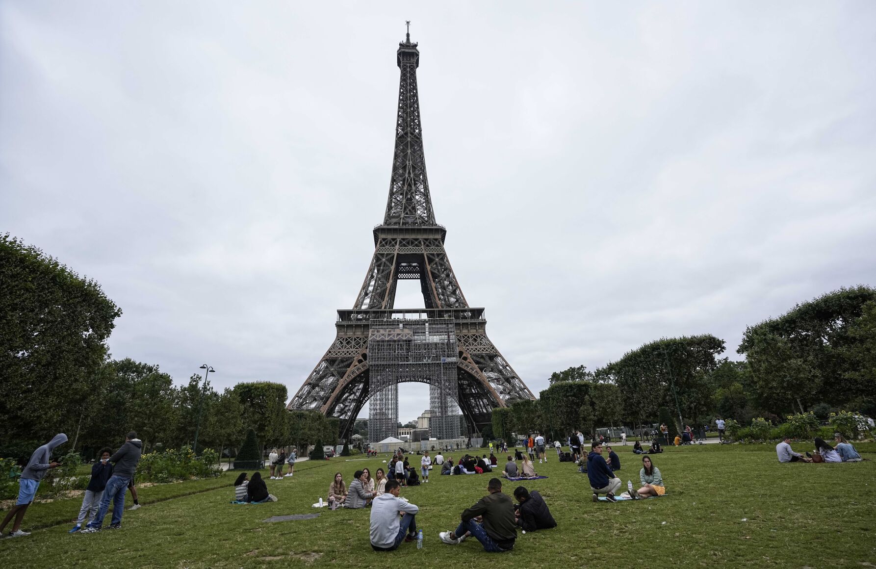 Blake Pontchartrain: The History Of New Orleans' Eiffel Tower ...