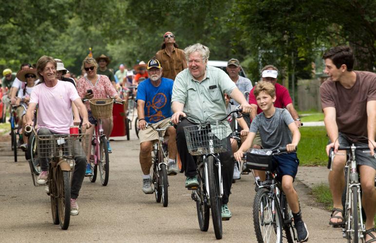 Photos Cycling enthusiasts meander through Abita Springs for annual
