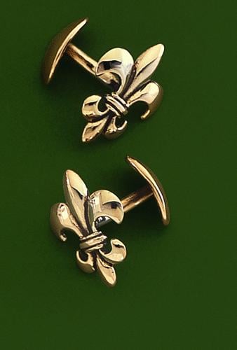 2005: The fleur-de-lis becomes a symbol of post-Katrina pride in New Orleans