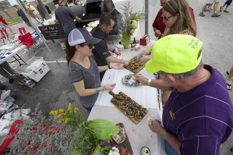 Oyster CookOff in Gulf Shores a shucking good time, thousands attend