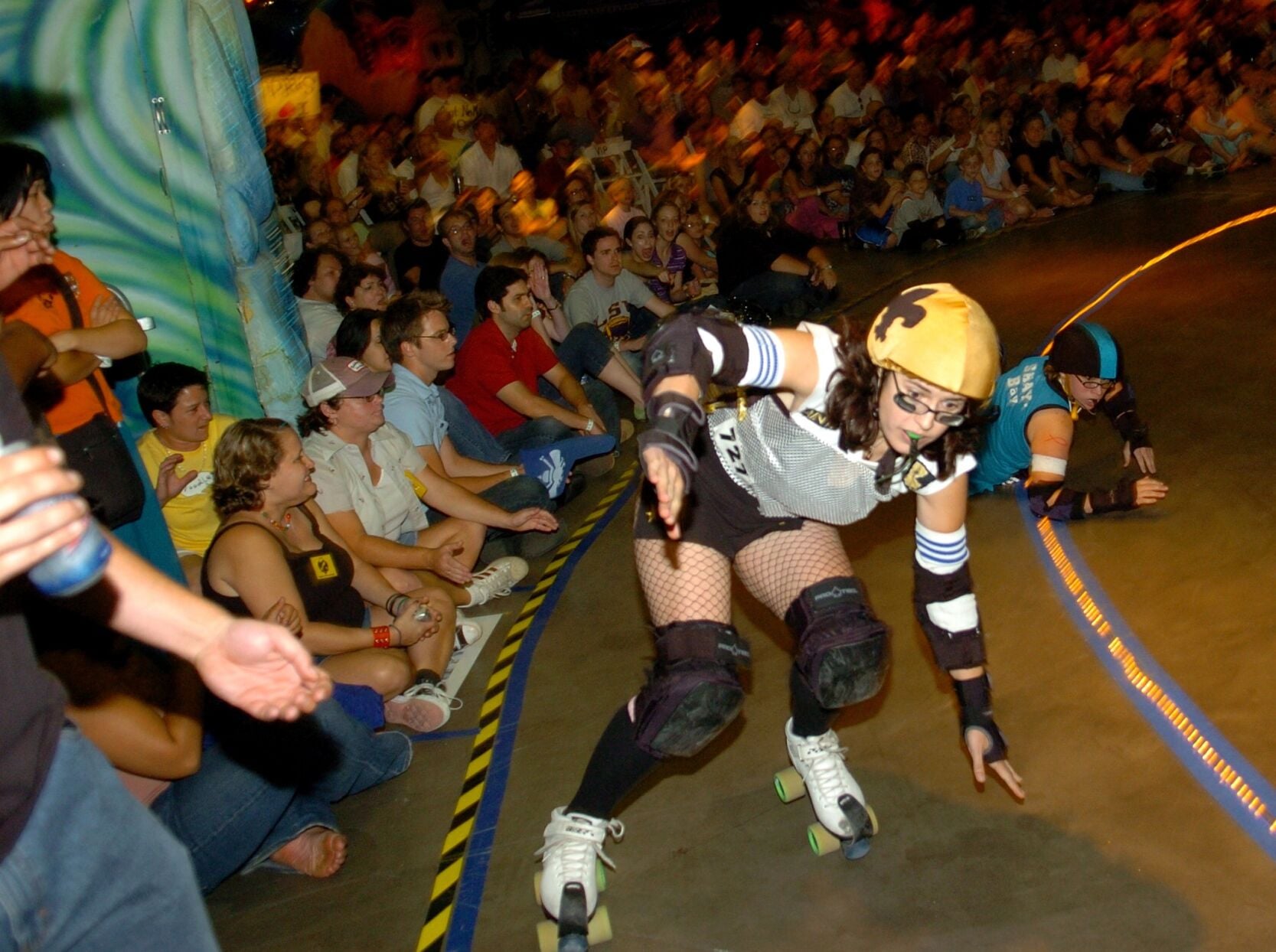 Roller_Girls_01.jpg