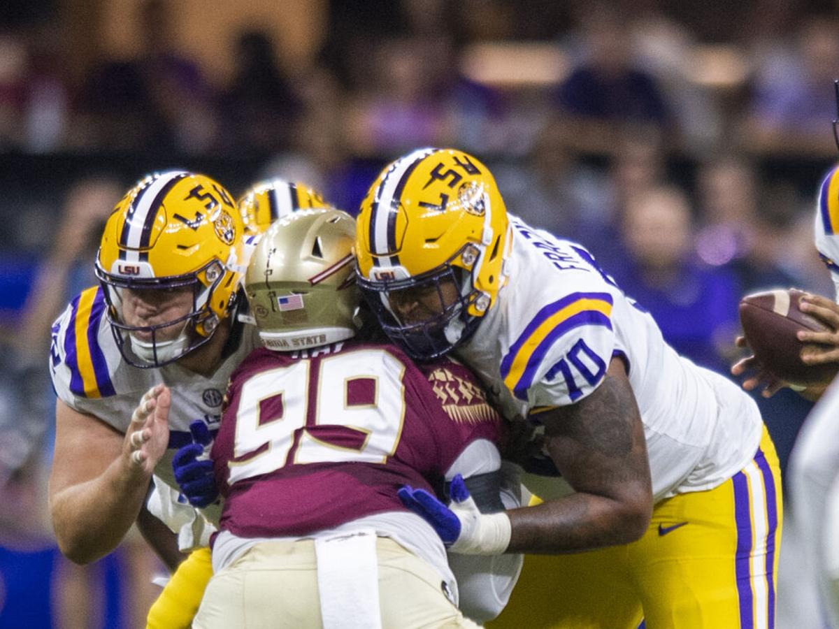 Building offensive line awareness a priority at LSU with so many moving parts 