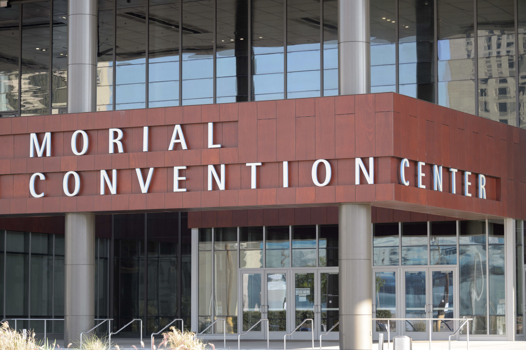 As 2021 outlook worsens, New Orleans Convention Center could see deeper