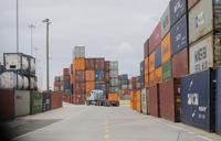 ryan lips_0024.jpg (copy)