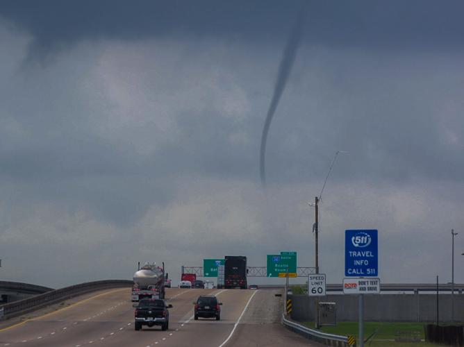 Photos Funnel cloud spotted near Kenner; not a threat to land