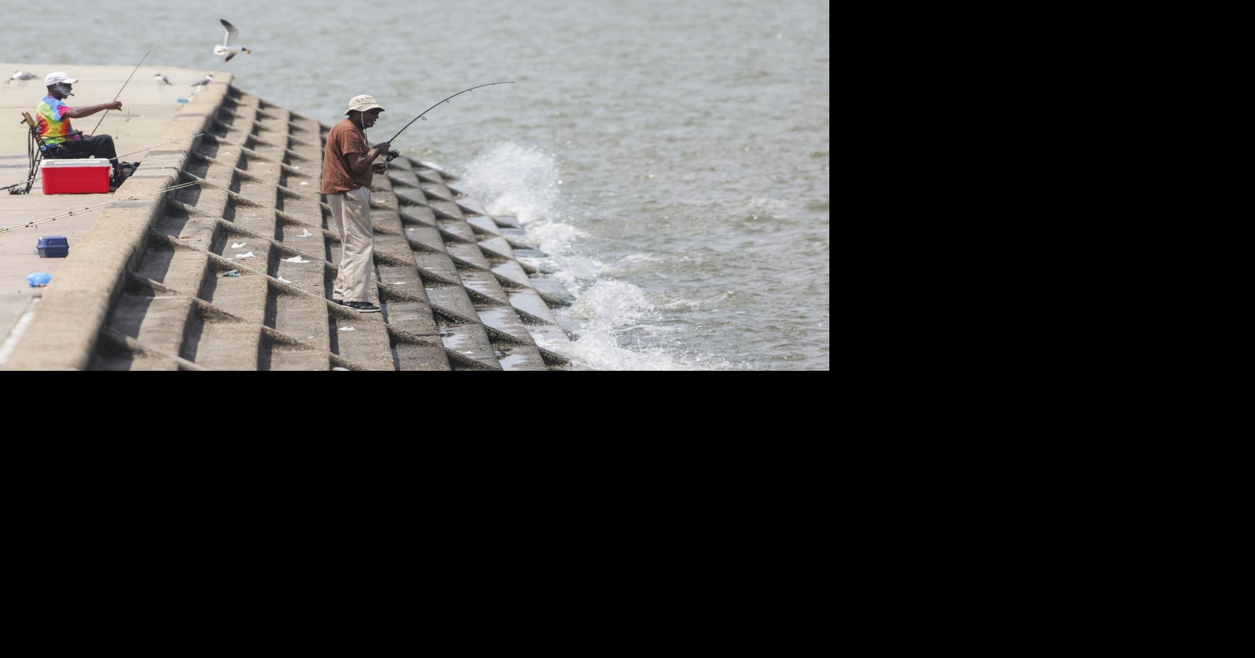 Gempa bumi mengguncang Alaska, menciptakan tsunami. Efeknya menempuh jarak 4.000 mil ke New Orleans.