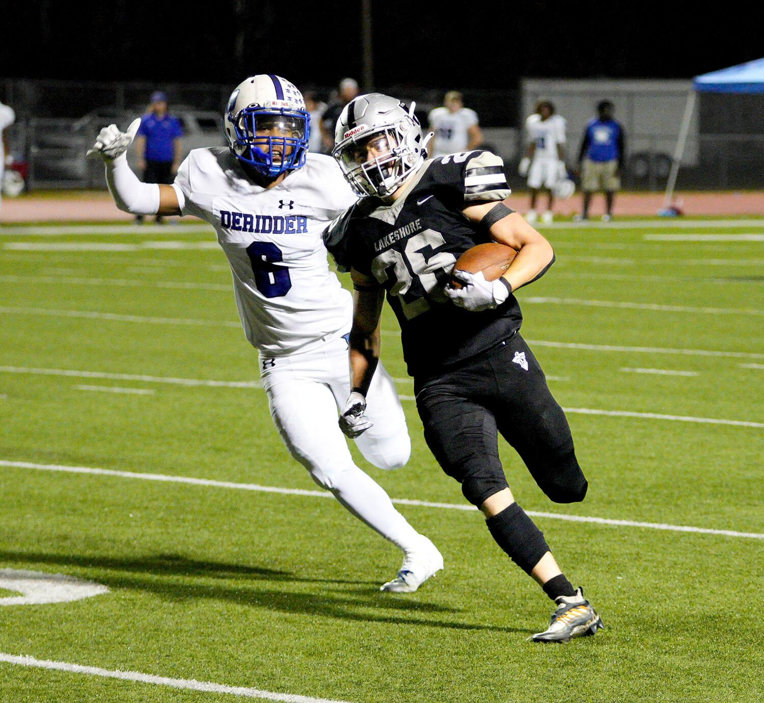 Turnovers haunt Lakeshore in 28 21 playoff loss to DeRidder St