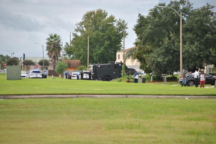 9-hour SWAT standoff ends at New Orleans East apartment | Crime/Police ...