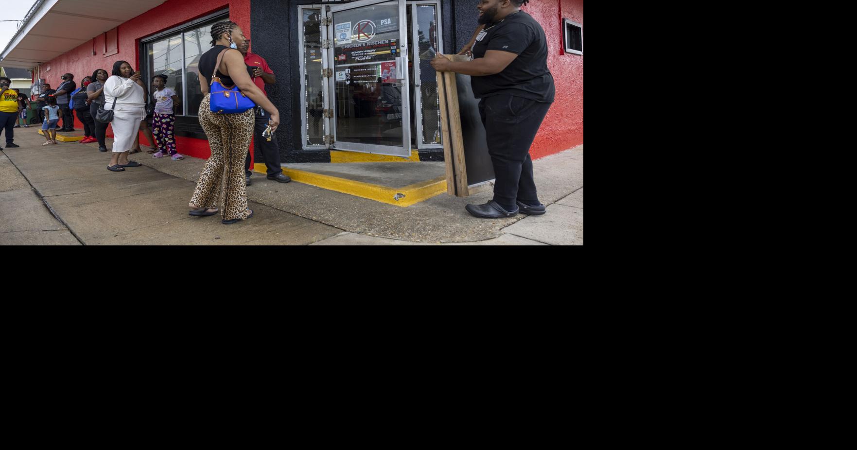 Popular West Bank soul food spot serves thousands of free meals to kids: 'I'm super grateful'