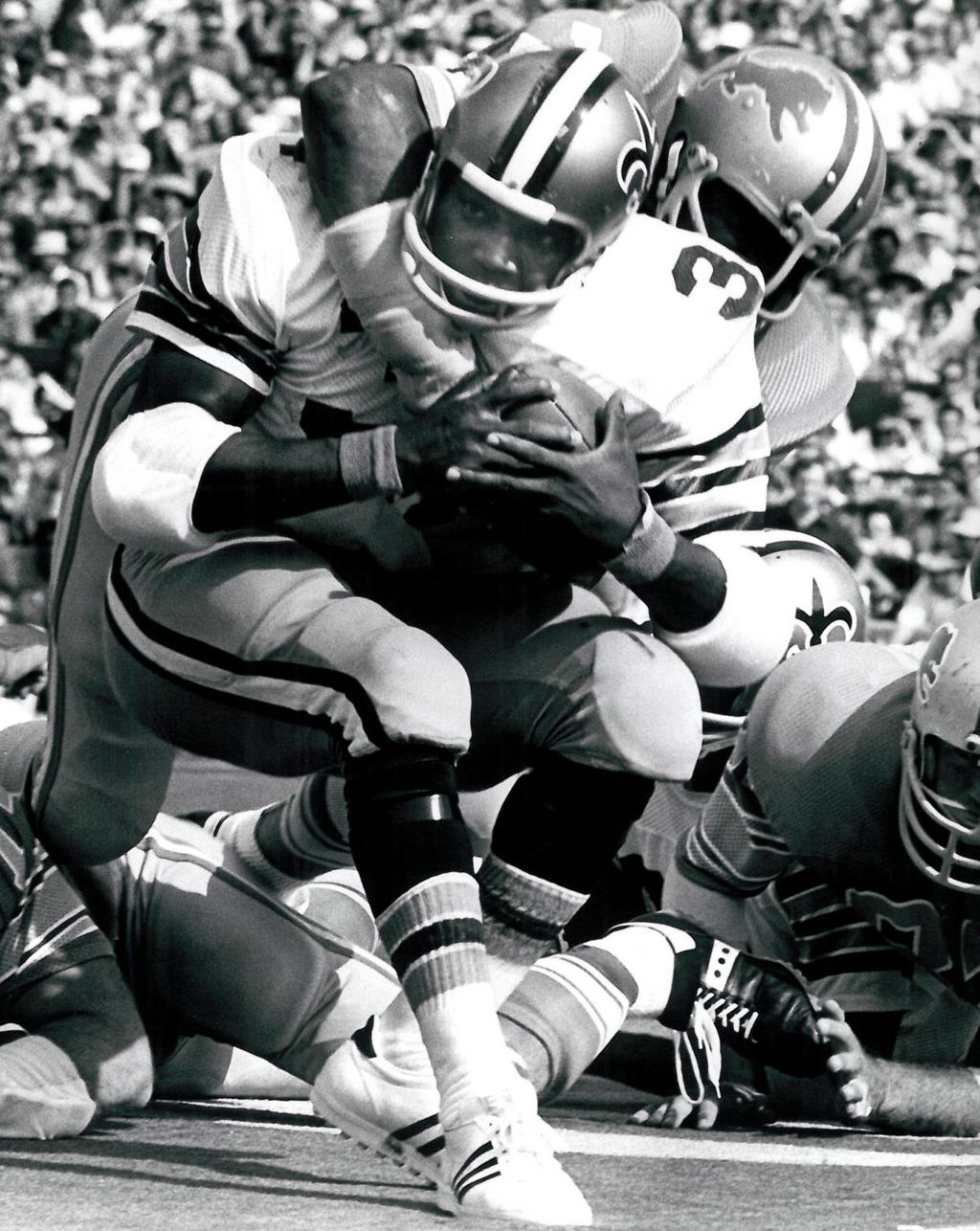 1973 Original Photo Detroit Lions Football Kicker Errol Mann wearing uniform