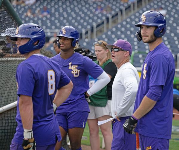 Arizona Wildcats baseball coach Jay Johnson leaning on trustworthy