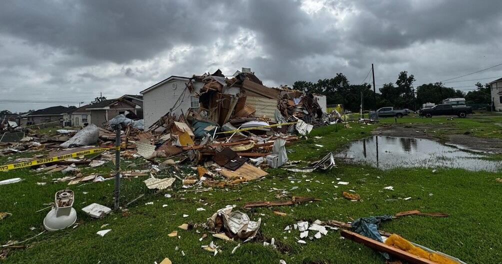 2 injured in Avondale by suspected tornado; Arthur damage reported across Jefferson Parish