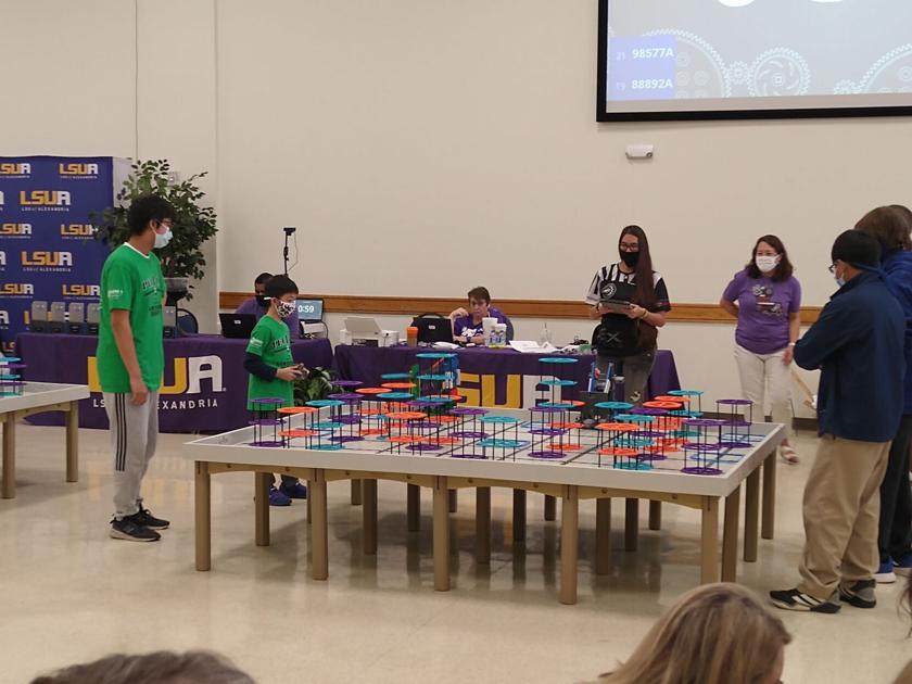 Northshore Robotics Team Pelican learn, play and compete - Image
