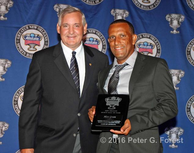 Leonard wins 3 awards at the Allstate Sugar Bowl Hall of Fame