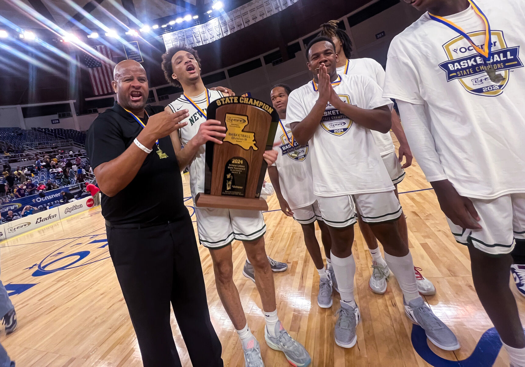 Newman dominates with 18-0 scoring run for third consecutive state basketball title