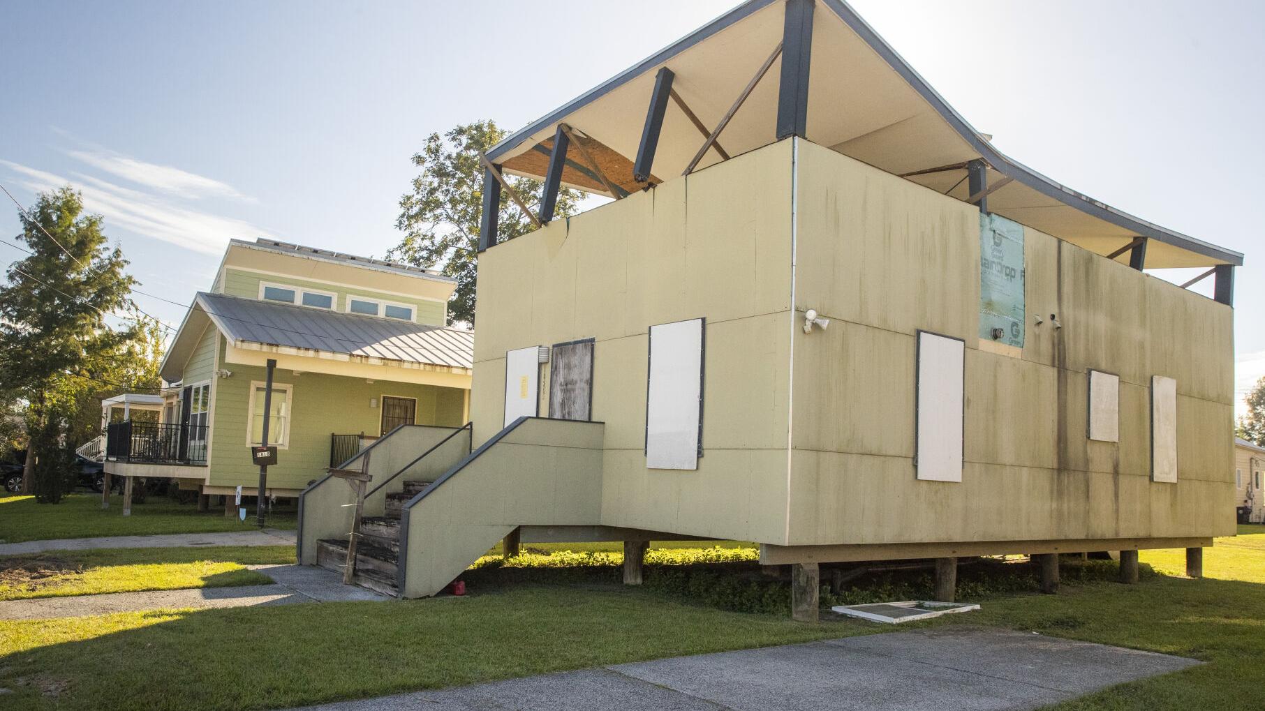 Another Of Brad Pitt S Make It Right Houses To Be Demolished After City Issues Emergency Notice Entertainment Life Nola Com Another Of Brad Pitt S Make It Right Houses To Be Demolished After City Issues Emergency Notice Entertainment Life Nola Com