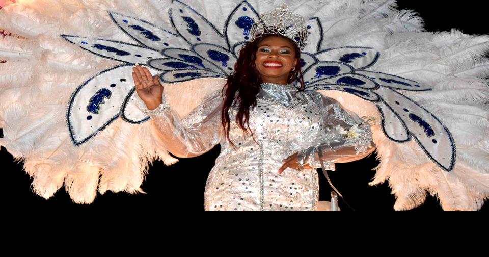 Krewe of Selene rolls in Slidell See the parade photos One Tammany