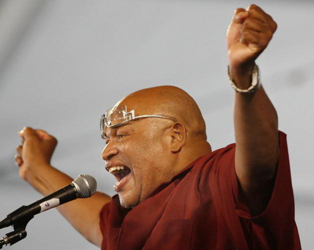 Gospel singer Jo 'Cool' Davis dies at 63, TV station says Music