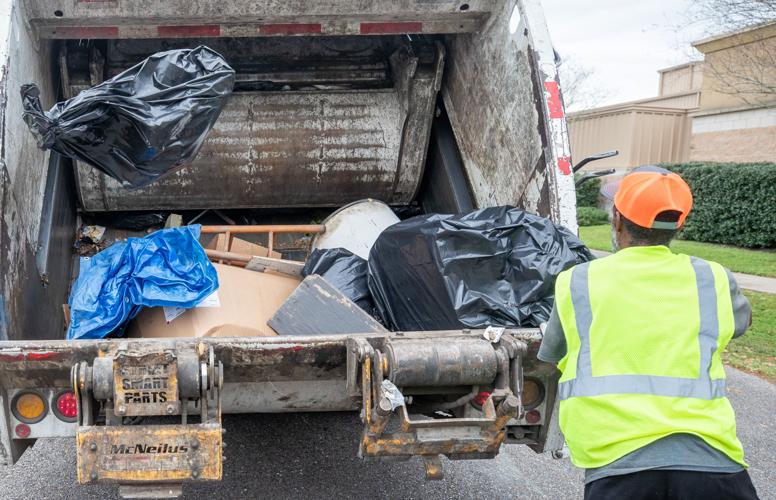Reynolds settles suit over recycling collection bags