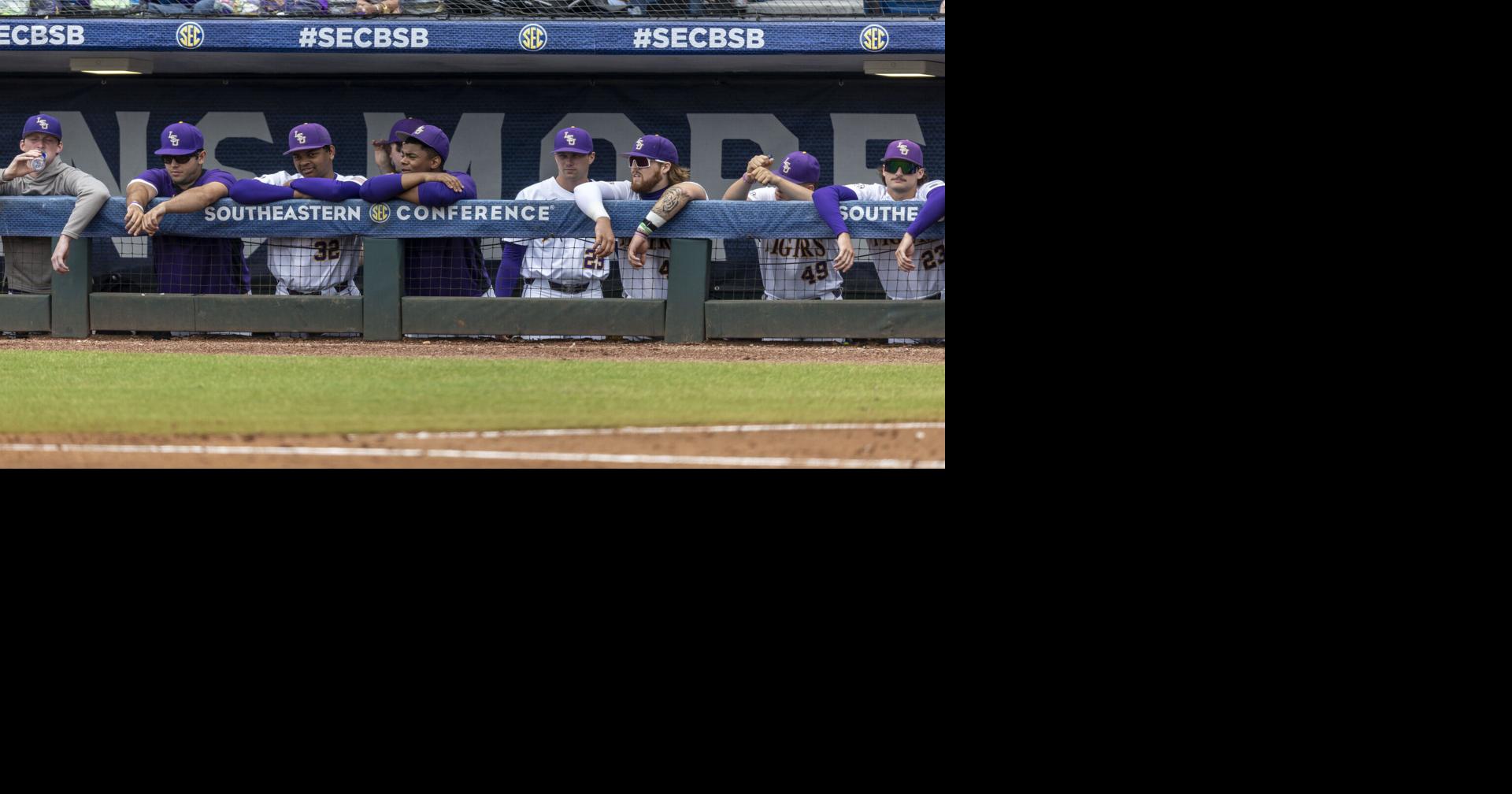 Arkansas baseball tops LSU after controversial call | LSU | nola.com