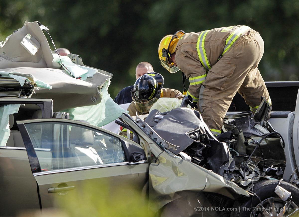 Two dead in headon collision in Mandeville, State Police say Traffic
