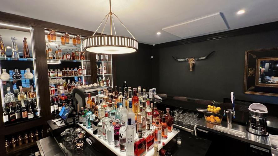 Vacca Steakhouse opens in Metairie in former Peppermill Where NOLA