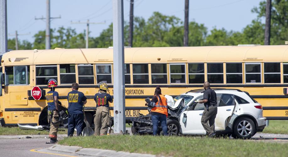 1 killed in school bus crash on I-510; no students on bus, New Orleans ...